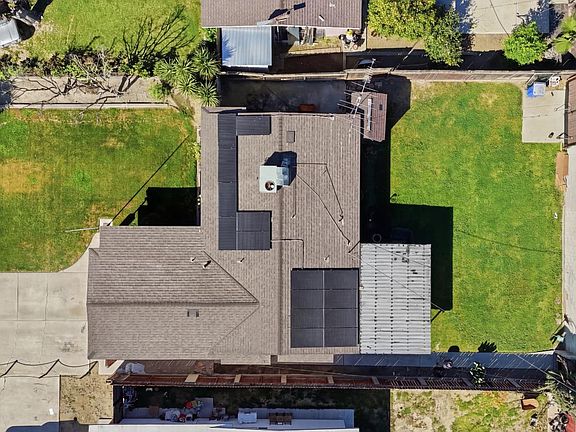 5th image of 2326 Sycamore St