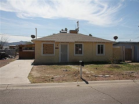 1st image of 3807 W Marguerite Ave