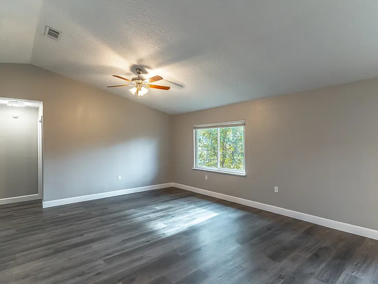 995 Wages Way — Photo 8