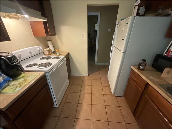 5th image of 6620 W Laverne St