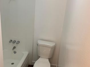 2613 England St #D, Huntington Beach, CA 92648