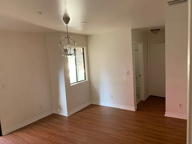 1255 N Los Robles Ave — Photo 2