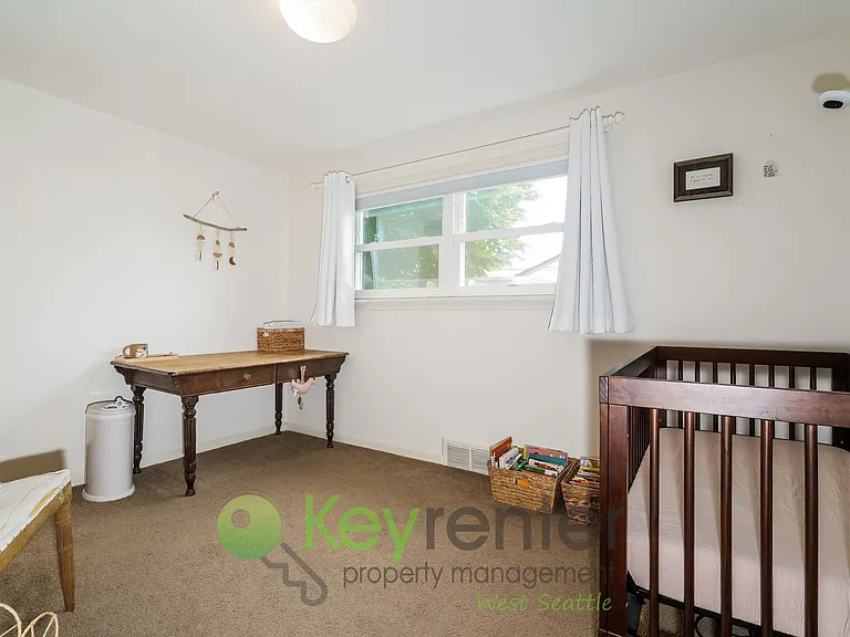 4011 48th Ave SW — Photo 12