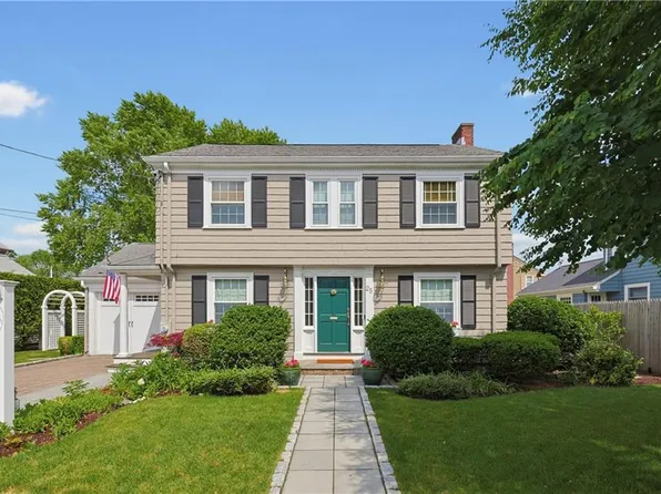 25 Tryon Ave, Rumford, RI 02916