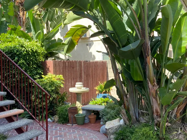 Las Brisas, 9910 Ramona St #334ba94b5, Bellflower, CA 90706