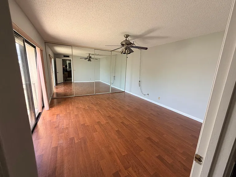 37 Lake Arbor Dr — Photo 14
