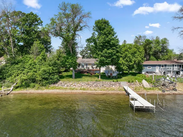11835 302nd St, Chisago City, MN 55013