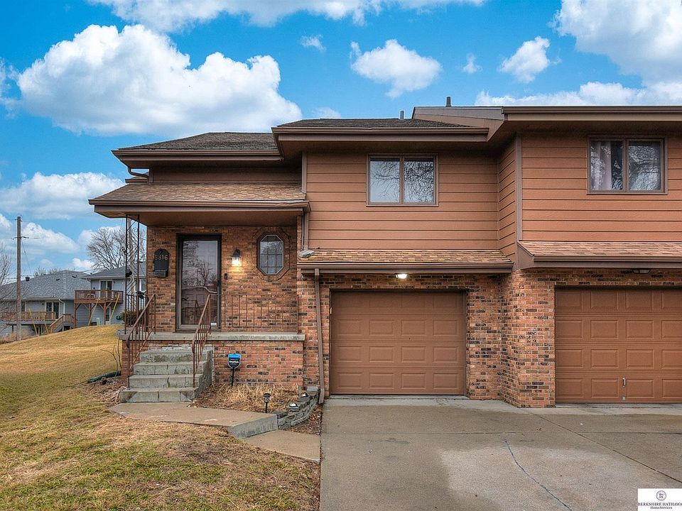 1st image of 5816 Valley Cir