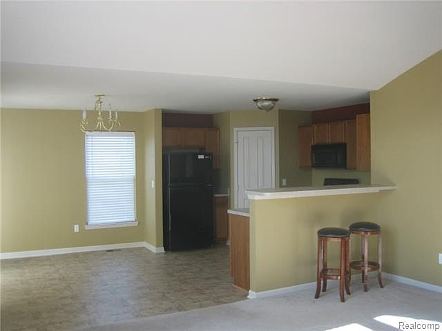 2nd image of 4062 Elizabeth Ave