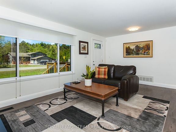 2nd image of 3599 Nixon Dr