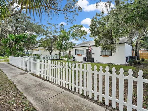 4015 7th St S, Saint Petersburg, FL 33705