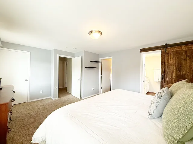 2988 NE Loyola St — Photo 19