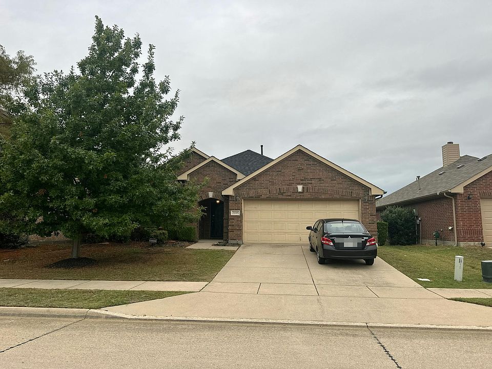 1st image of 1725 Castle Creek Dr