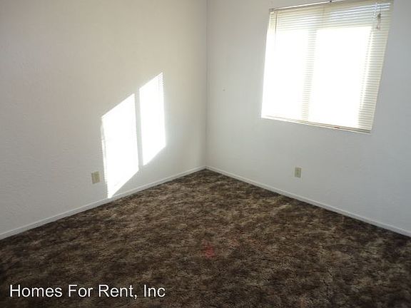 5th image of 546 W Henderson Ave APT A