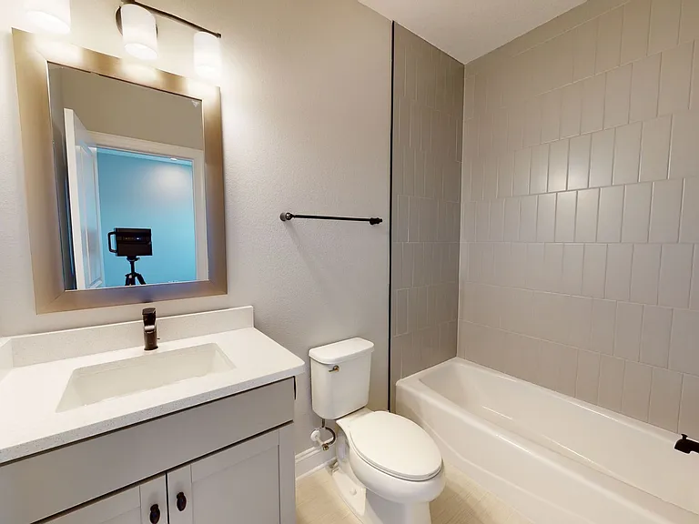 90 Oak Knoll Ct — Photo 20