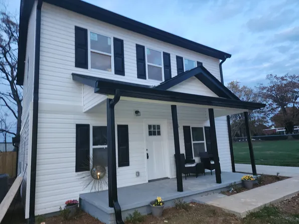 1115 Willow St, Statesville, NC 28625