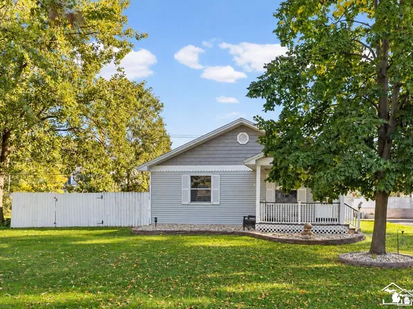 3073 Lakeshore Dr, Monroe, MI 48162