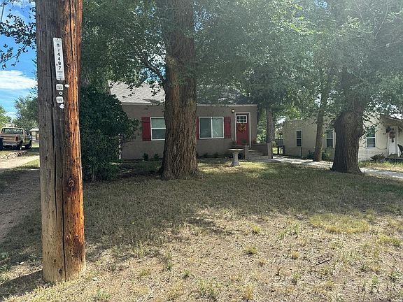 3rd image of 921 Alexander Rd