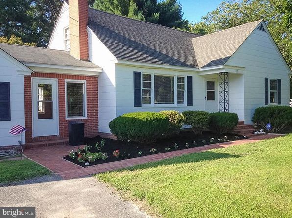 102 Gurney Dr
