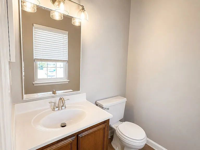 616 Aubrey Dr — Photo 15