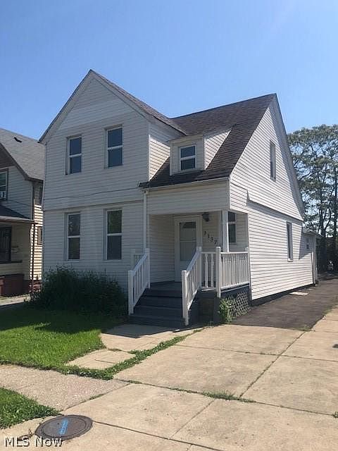 1st image of 3137 W 99th St