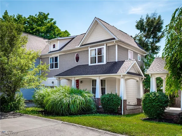 3710 Minster Ct, Cleveland, OH 44105