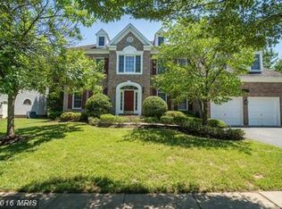 8933 Falls Farm Dr, Potomac, MD 20854