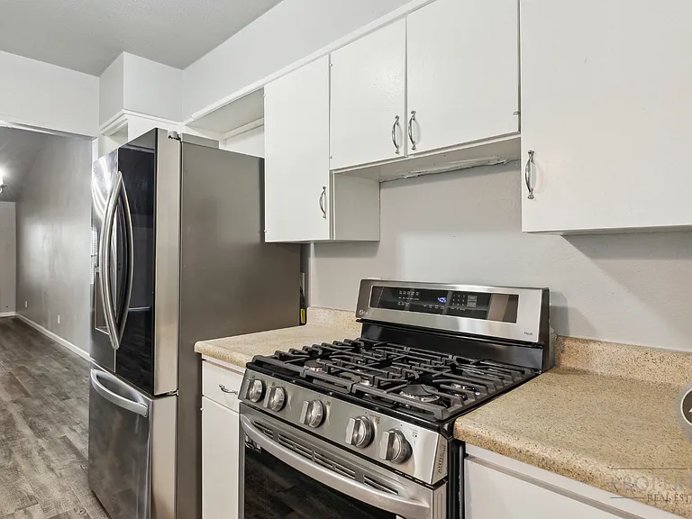 2721 Indian Creek Blvd — Photo 9