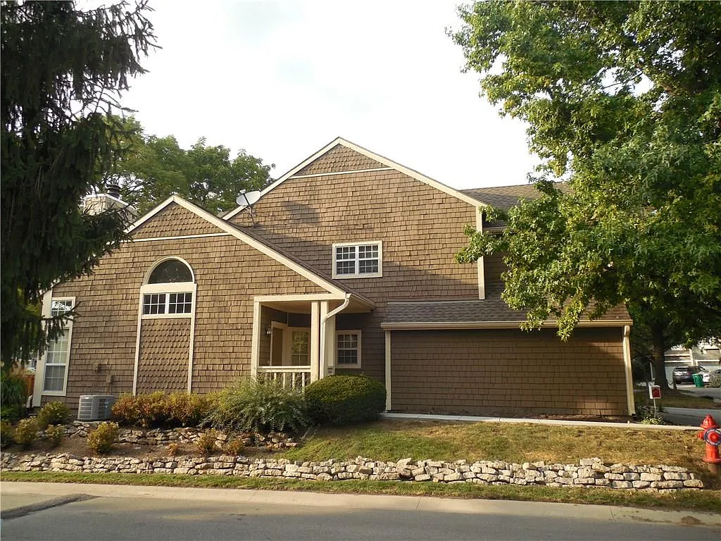 4688 Shireton Ct photo 1