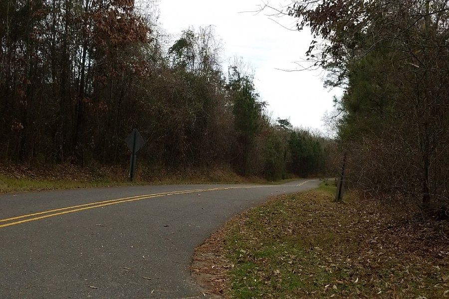 2nd image of 305 Spring Branch Rd