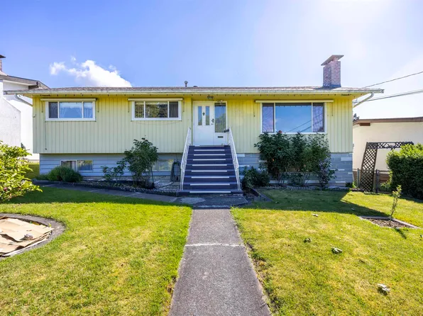2336 Kensington Ave, Burnaby, BC V5B 4E2