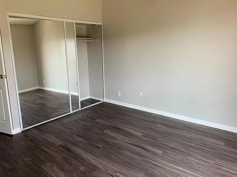 Beachfronter Apartments — Photo 17