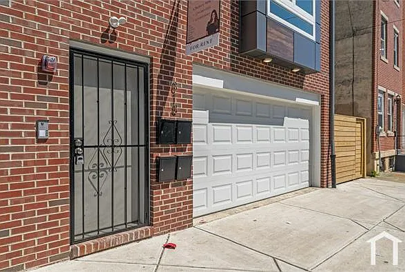 3 bed, 1300 sqft, $2,250 — Photo 4
