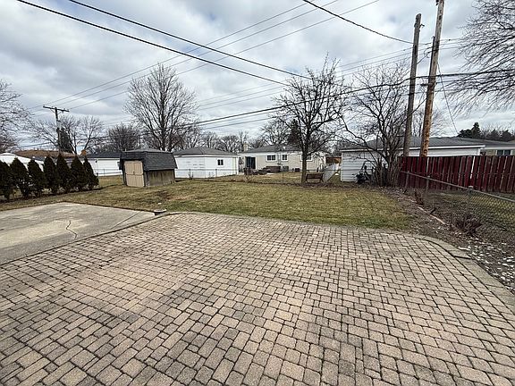 5th image of 40432 Meade Point Dr