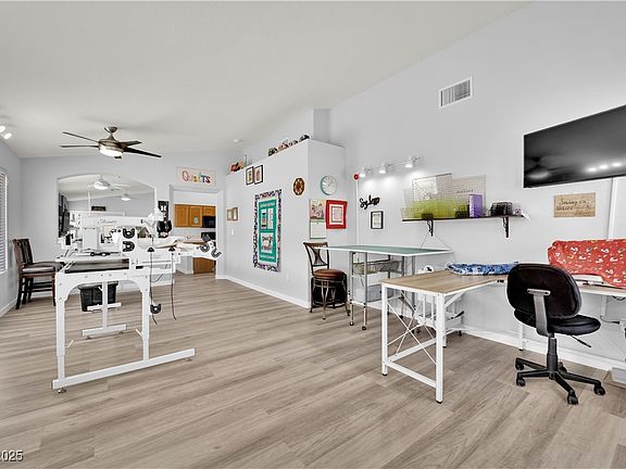 5th image of 8009 Tailwind Ave