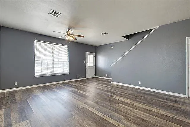 3 bed, 1730 sqft, $1,435 — Photo 2