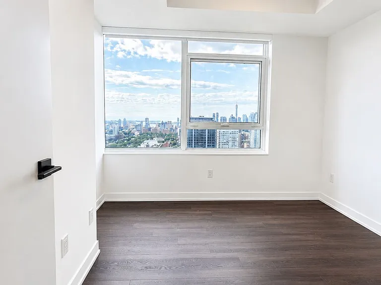 609 Sherbourne St #4509 — Photo 6