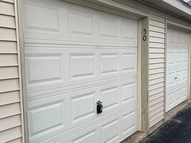 300 Cunat Blvd #2B — Photo 11
