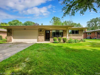 6280 Walker Dr, Troy, MI, 48085
