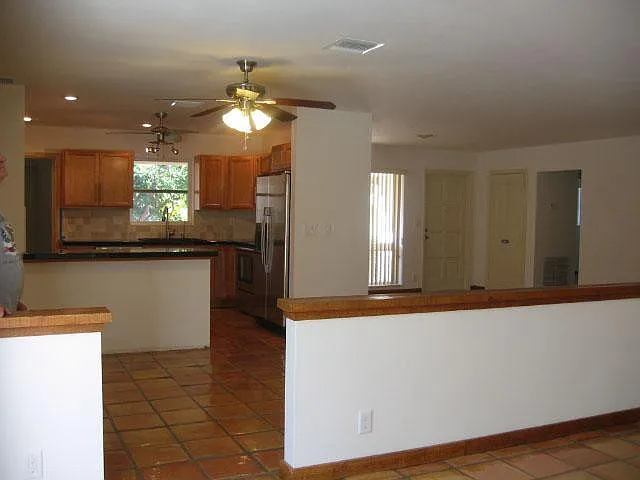 5910 NE 21st Way — Photo 7
