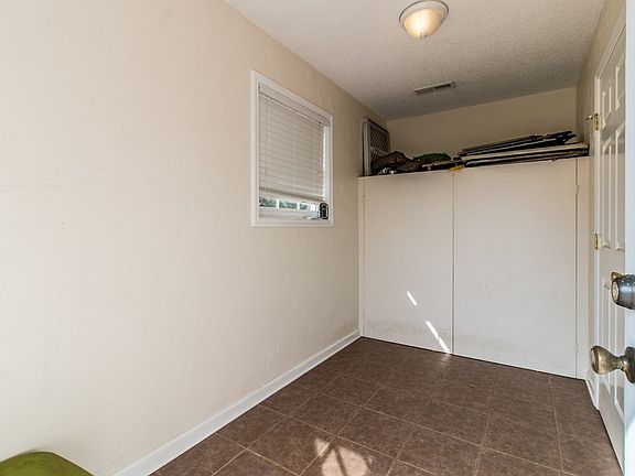 2nd image of 5226 County Road 70
