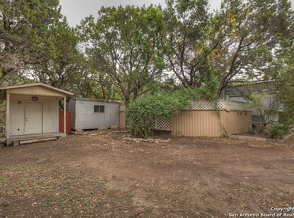 4th image of 651 Grandview Bnd