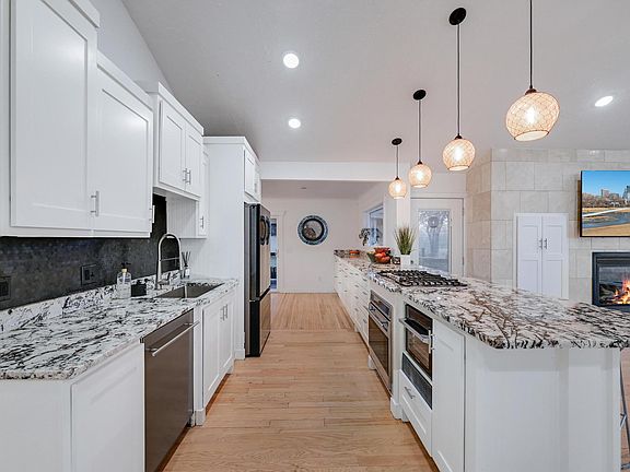 5th image of 19860 Cottagewood Rd
