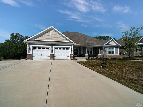 3rd image of 160 Wolf Creek Ct