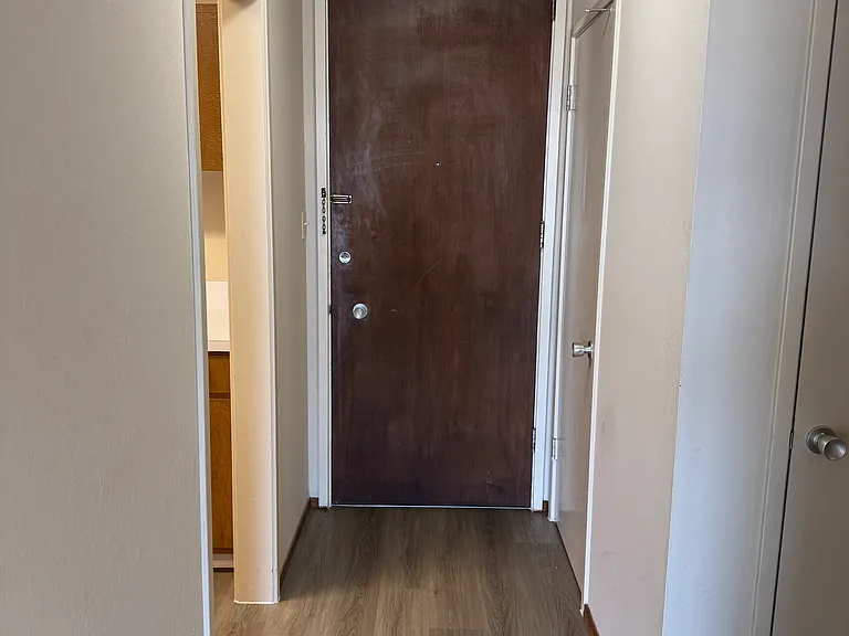 Imperial Apartments — Photo 21