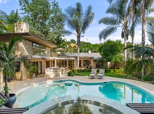 1957 Coldwater Canyon Dr, Beverly Hills, CA 90210