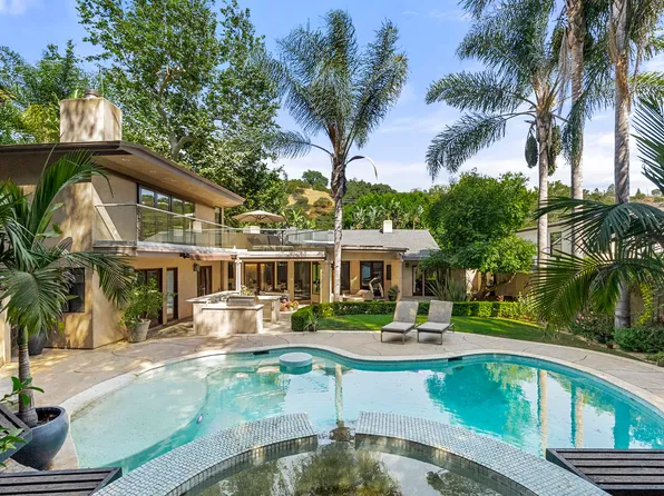 1957 Coldwater Canyon Dr, Beverly Hills, CA 90210