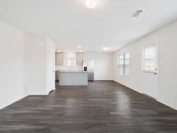4th image of 10410 Abana Way