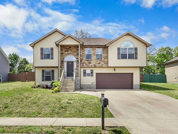 5th image of 1076 Freedom Dr