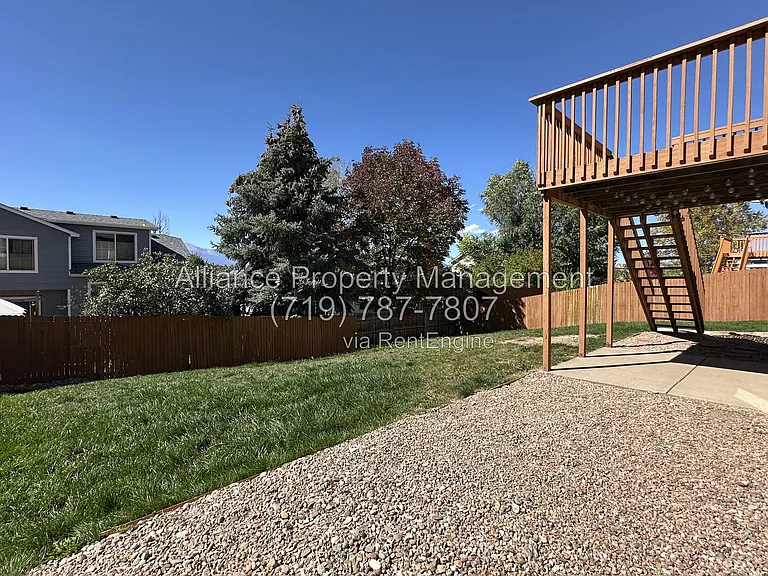 965 Piros Dr — Photo 48